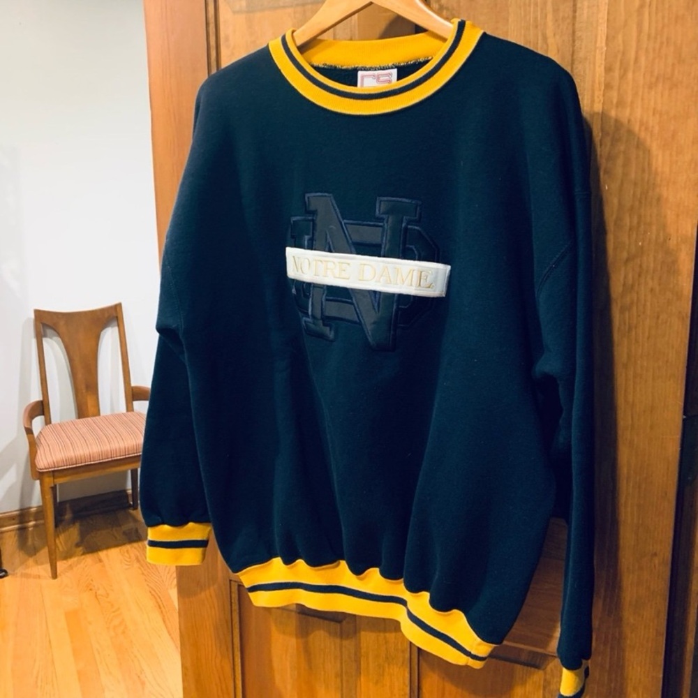 Vintage 90’s CRABLE SPORTSWEAR UNIVERSITY OF NOTRE DAME Crewneck Sweatshirt
